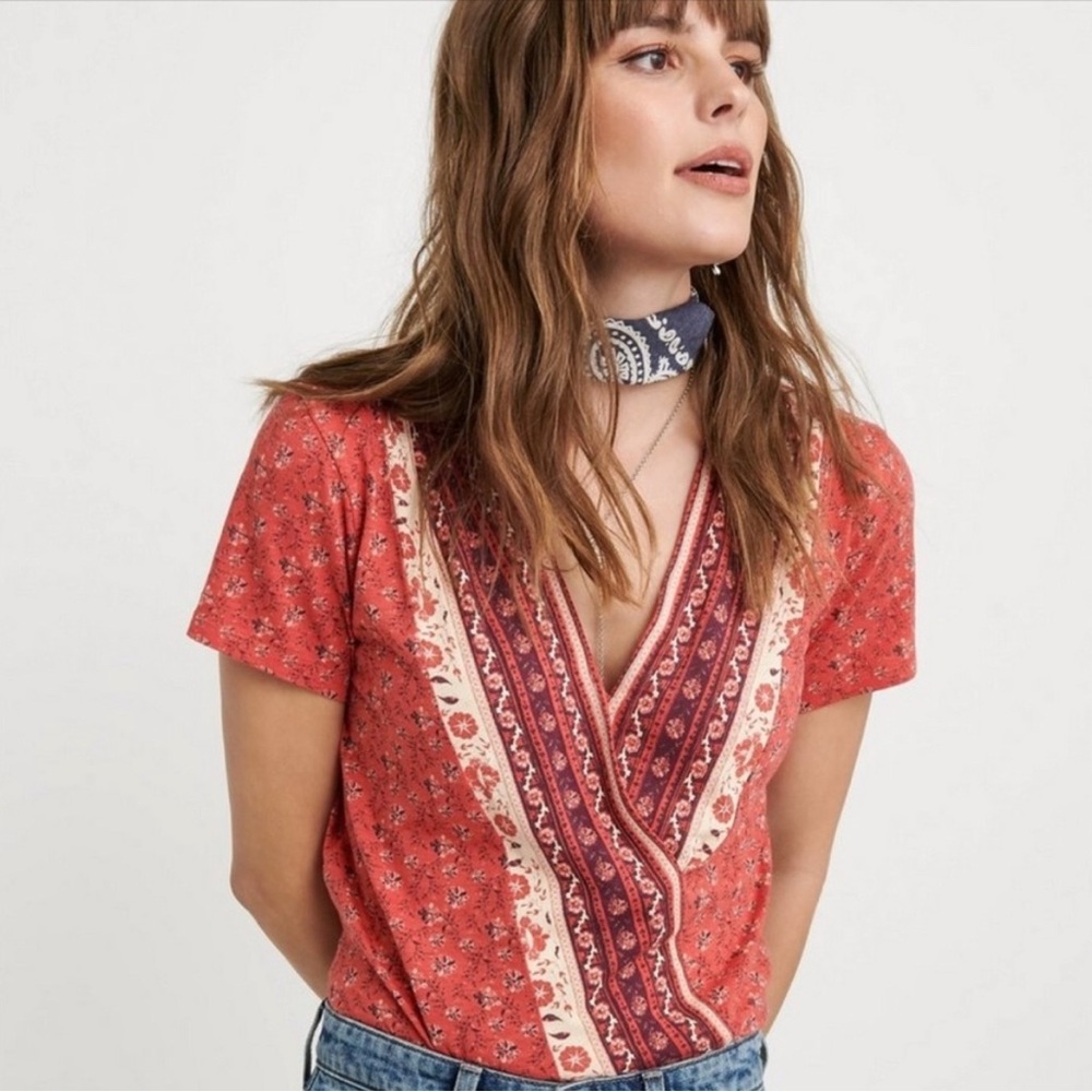 Lucky Brand Red Floral Wrap Short Sleeve Top Boho Print Casual Summer Size S